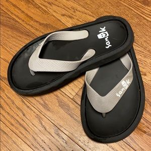 Sanuk flip-flops